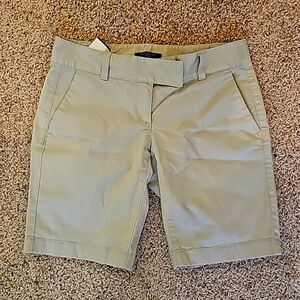 Ann Taylor petite shorts sz 2P